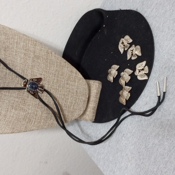 Bolo Tie & Button Covers Collection - Picture 5 of 5